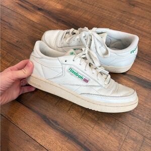Reebok Club C 85 Vintage Sneaker Womens 7- 7.5 Off White Cream Leather